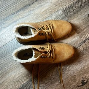 Cliffs by White Mountains| Stylish Brown winter boots